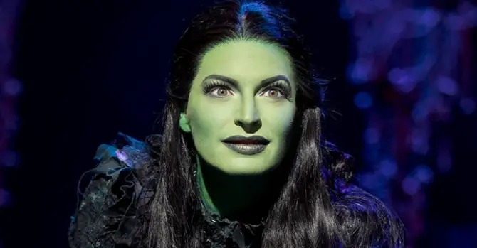 Jackie Burns, Defying Gravity in Wicked on Broadway